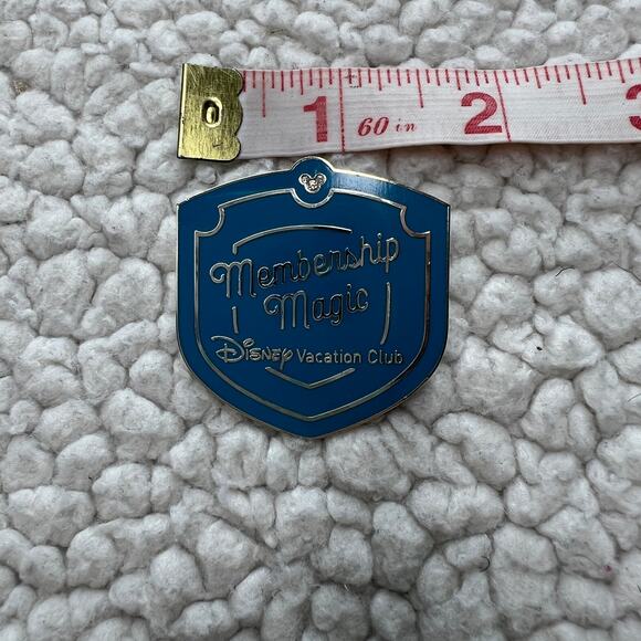 2024 Disney Vacation Club Membership Magic Pin - Picture 3 of 4